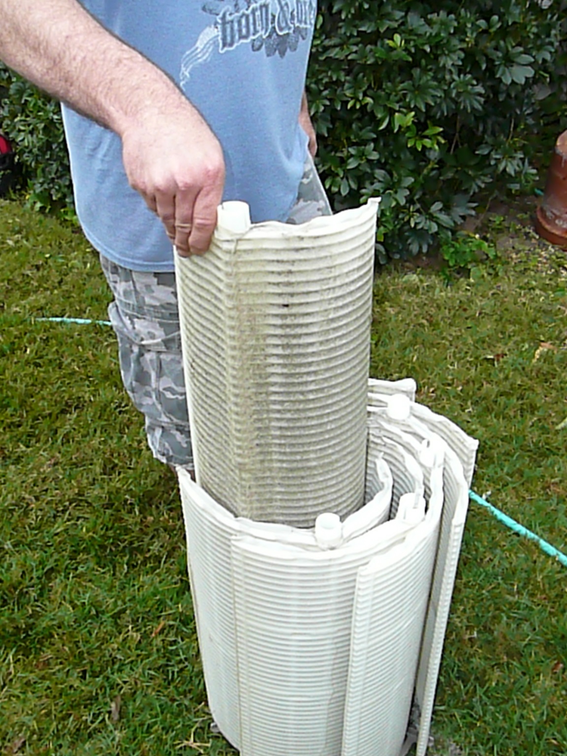 pool de filter cleaning