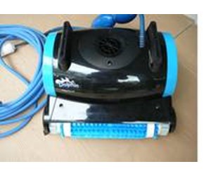 How To Replace a Maytronics Dolphin Nautilus Impeller - INYOPools.com
