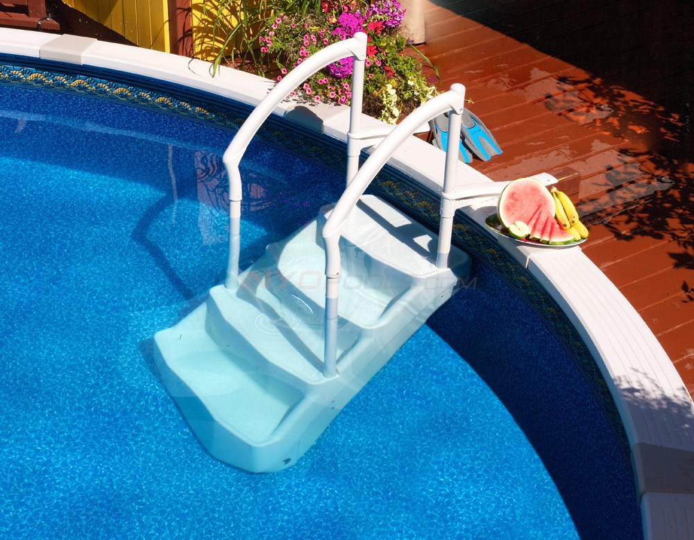 Lumio Royal Entrance Pool Step NE103