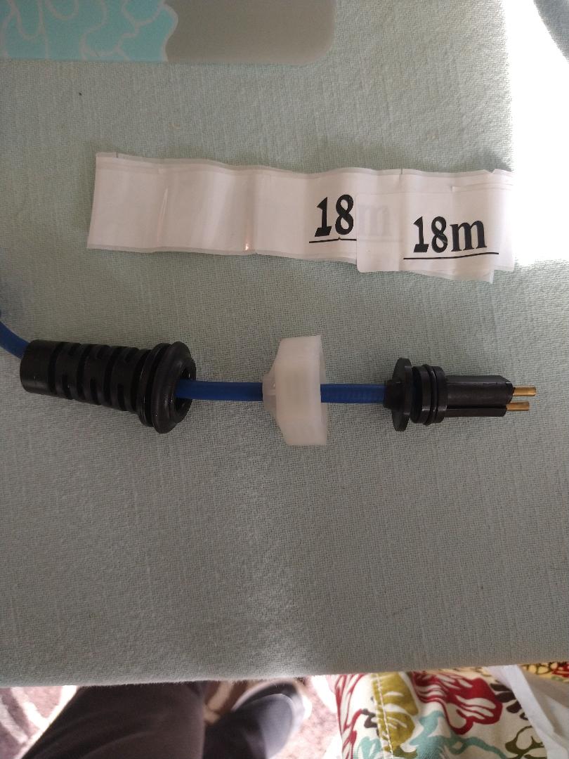 New cable connector