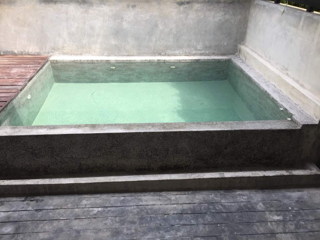 Polished concrete pool