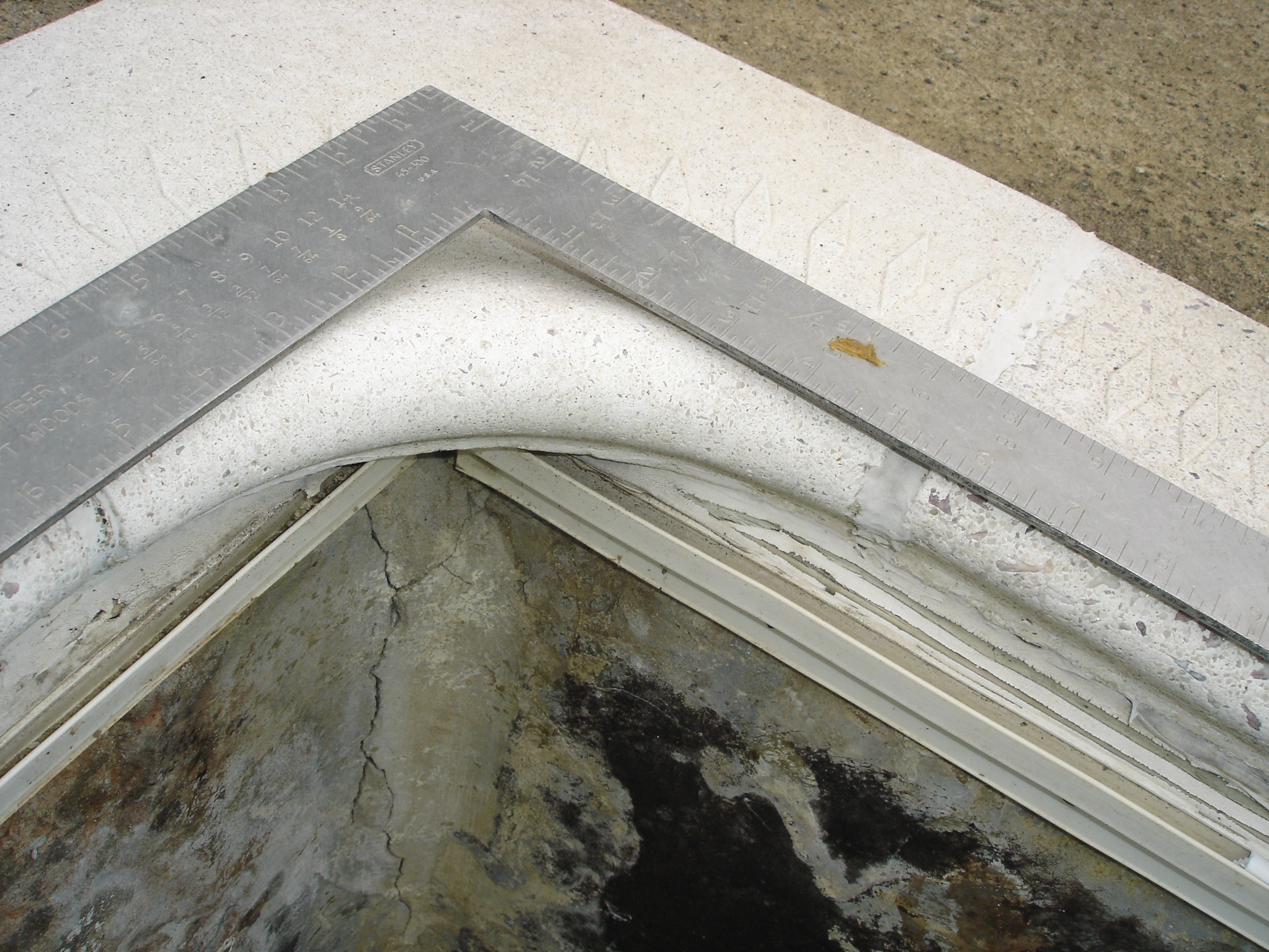 Vertical Extrusion HM1