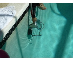 How To Temporarily Extend a Short Pool Light Cord to Replace Bulb - INYOPools.com