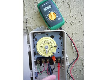 How To Use a Multimeter to Test a Pool Pump Motor - Voltage - INYOPools.com