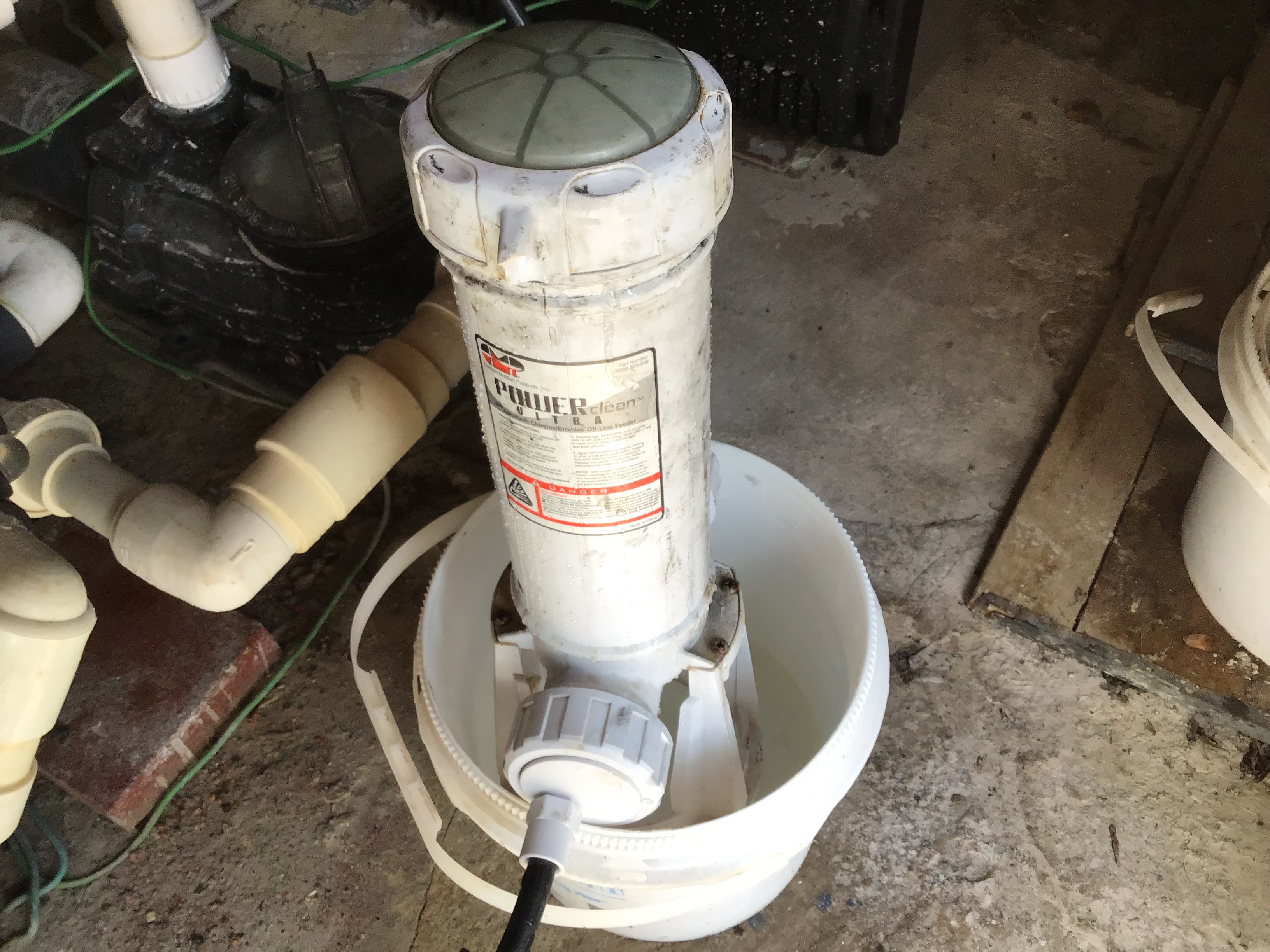 Custom Molded Products POWERclean Ultra OffLine Chlorinator w/ Clear