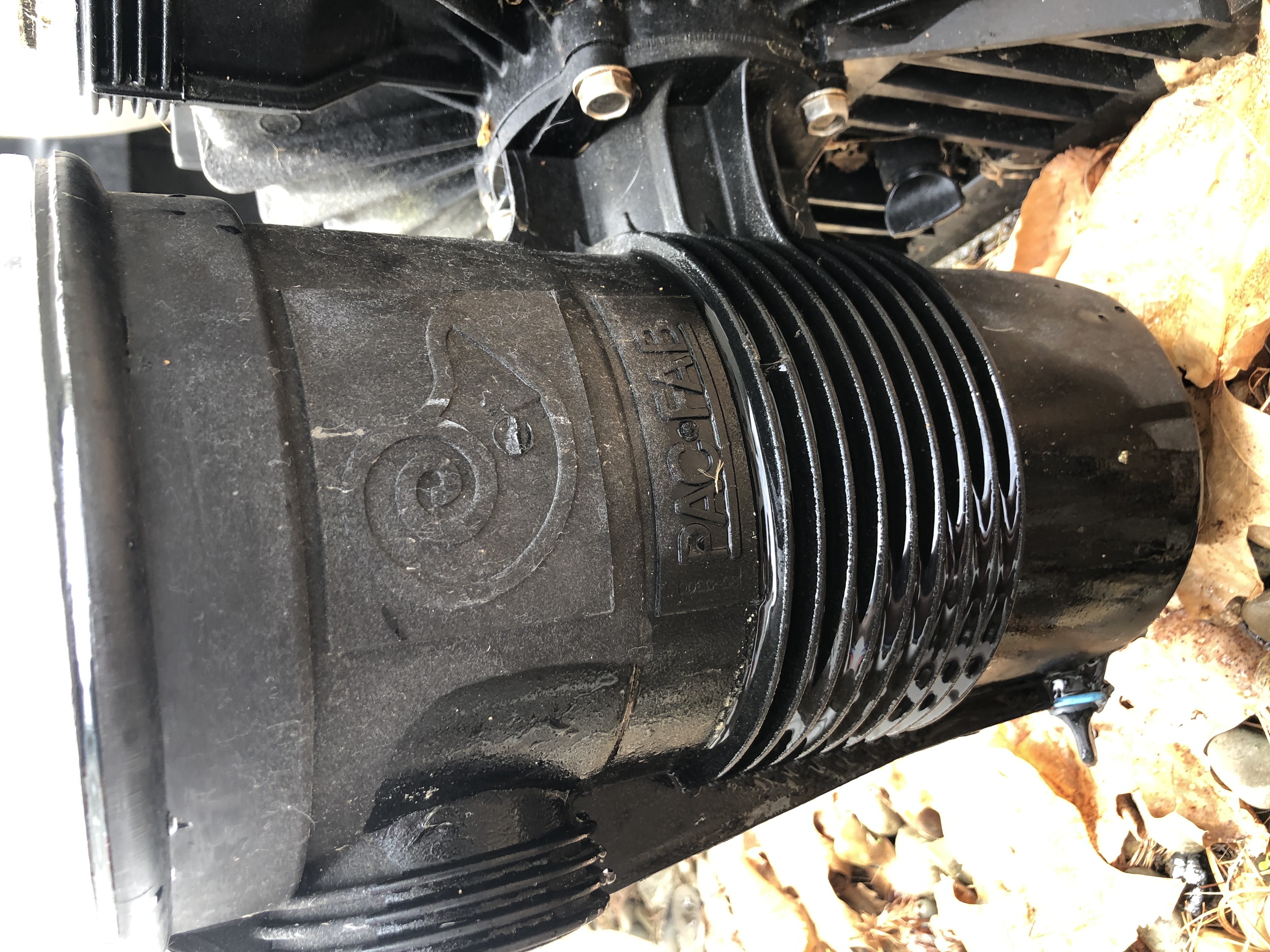 Pentair 355300 ブラックストレーナーポット 交換用 特殊 スイミングプール 地下ポンプ Pentair 355300 並行輸入品 Pentair 355300 Challenger Inground Pool Pump Strainer Pot