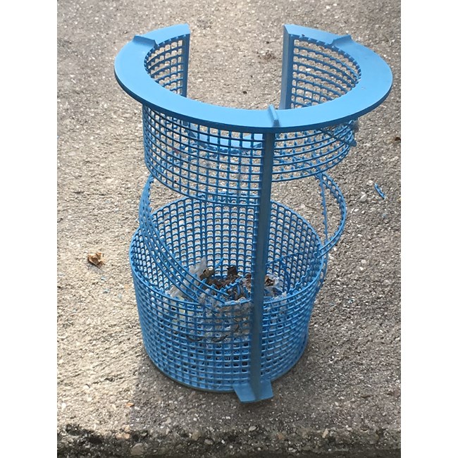 Custom Molded Products Basket (25300.040)